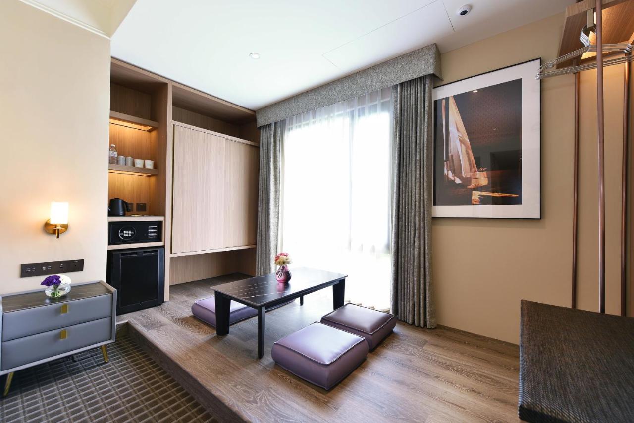 Fullon Poshtel - Shuili Hotell Exteriör bild