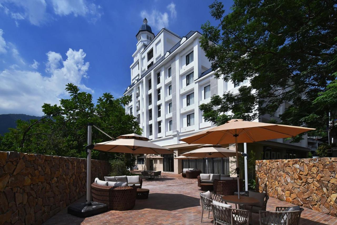 Fullon Poshtel - Shuili Hotell Exteriör bild
